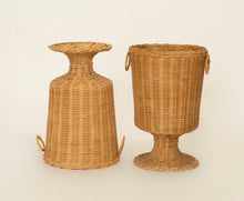 Load image into Gallery viewer, Wicker vases
